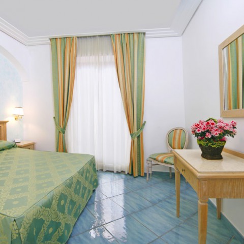 camera-hotel-due-torri-agerola-superiror1